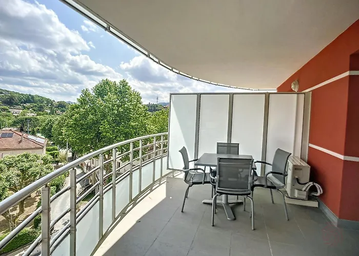 Apartment Bel F2 Climatise, Terrasse, Parking, A 50m Des Thermes De Lamalou-les-bains, Animaux Acceptes - Fr-1-451-193 *